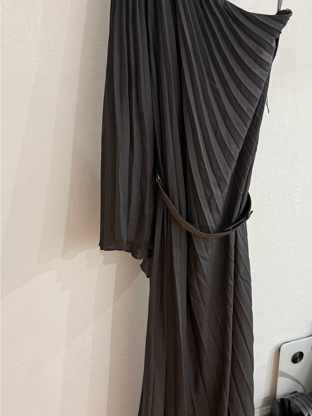 Halston Heritage Asymmetrical Pleated Dress - Black